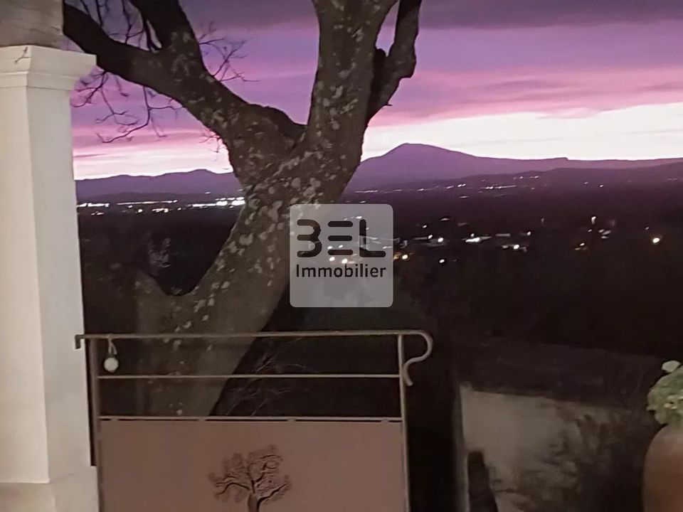 Villa i Saint-Martin-d'Ardeche, Ardeche - foto 1