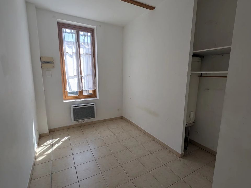 Apartment in La Seyne-sur-Mer, Var - photo 2