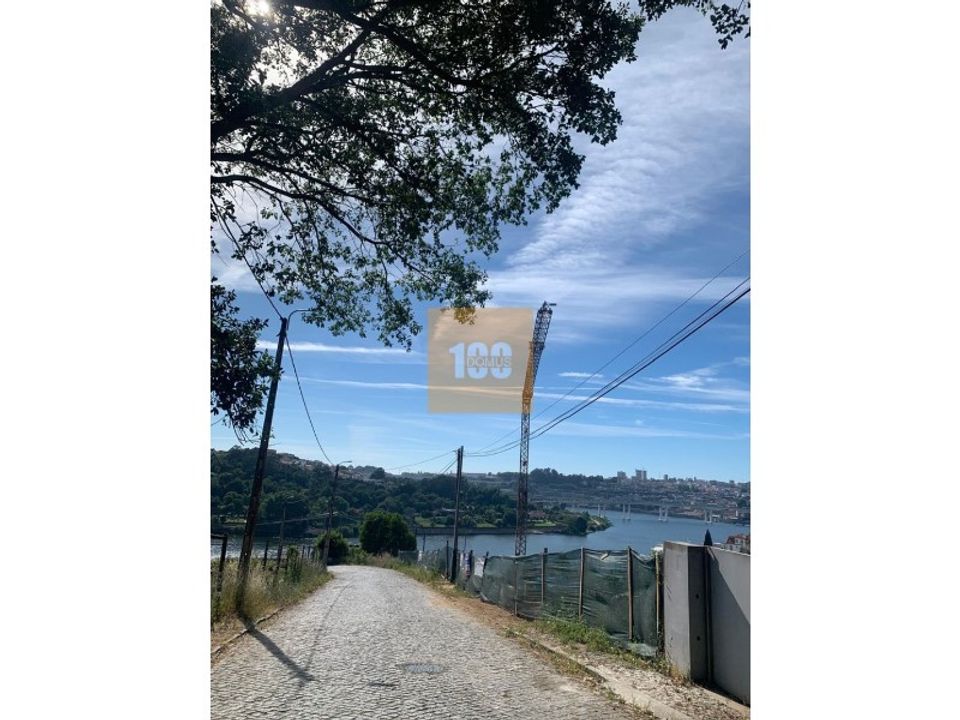 Helårsgrund i Gondomar, Porto - foto 1