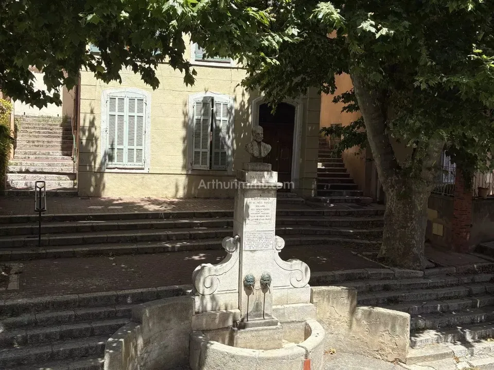 Lejlighed i Aubagne en Provence, Bouches-du-Rhone - foto 1