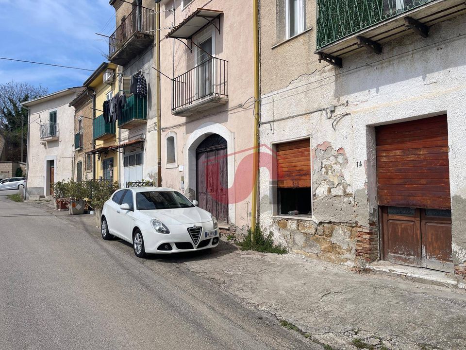 Erhvervsejendom i Paduli, Benevento - foto 1