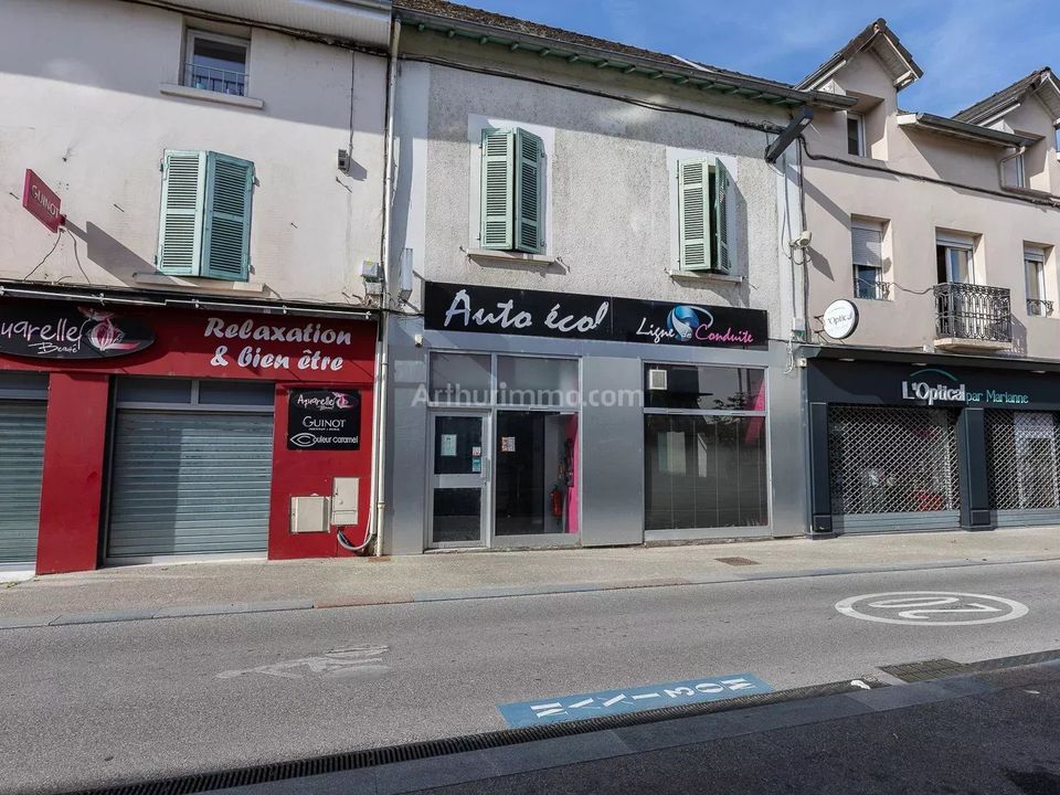 Apartamento en Les Avenieres Veyrins-Thuellin, Isere - foto 1