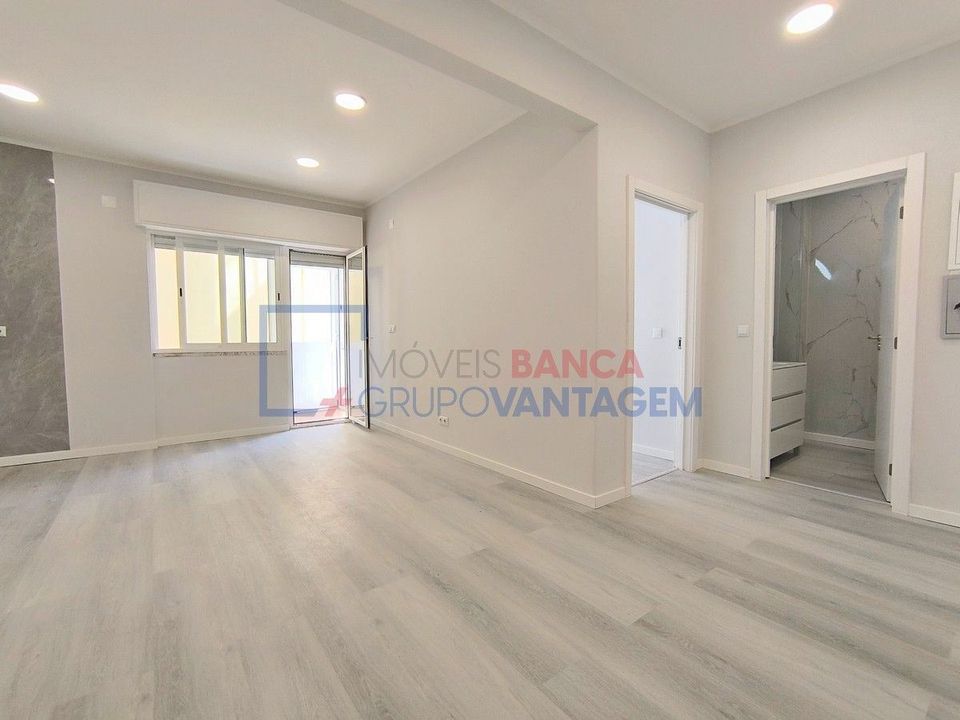 Lejlighed i Amadora, Lisbon - foto 3