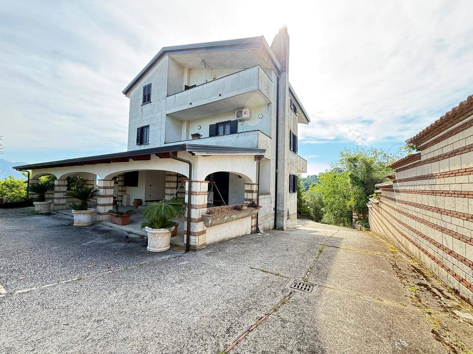 Villa i Caiazzo, Caserta - foto 1