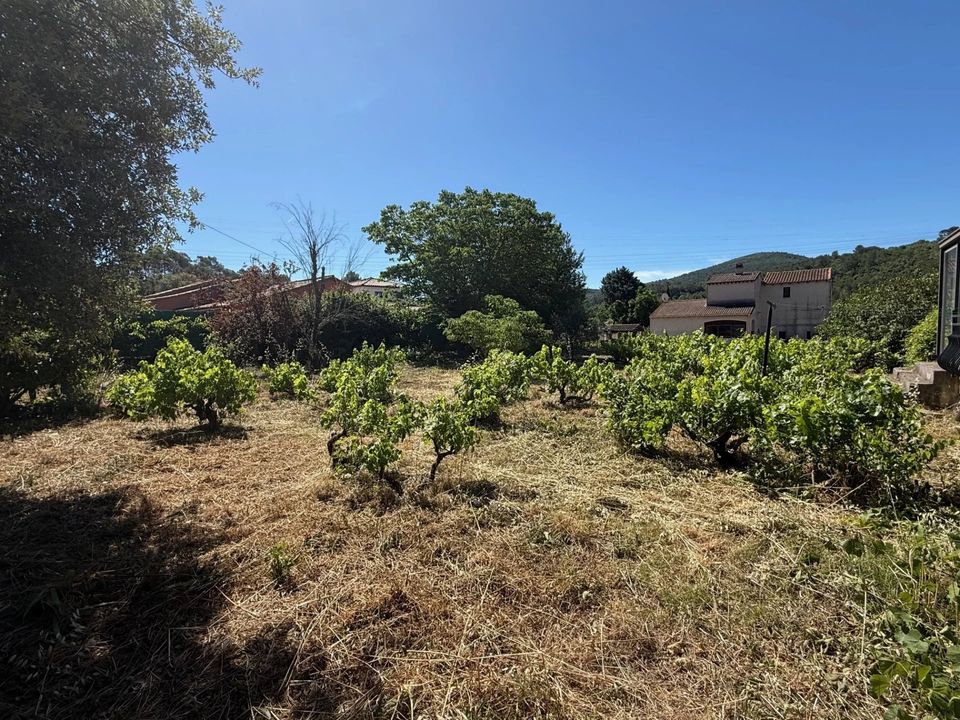 Helårsgrund i Sainte-Anastasie-sur-Issole, Var - foto 1
