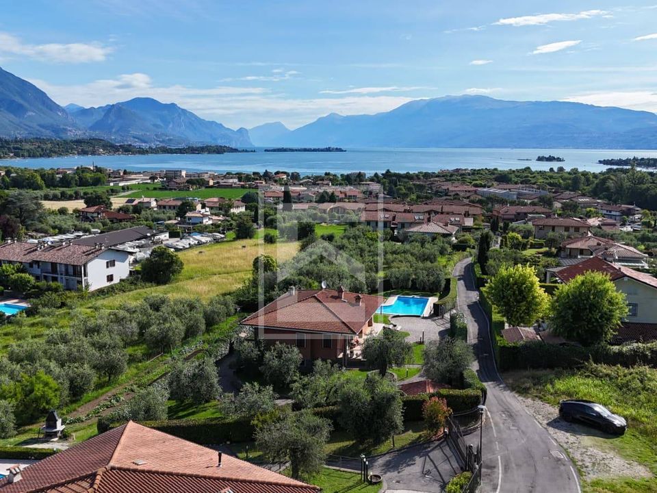 Villa i Manerba Del Garda, Brescia - bilde 1