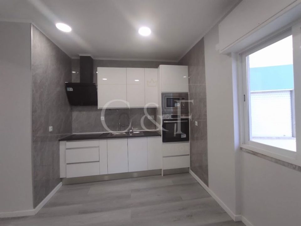 Lejlighed i Amadora, Lisbon - foto 4