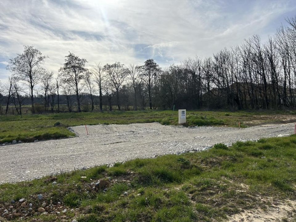Helårsgrund i Valence, Drome - foto 1