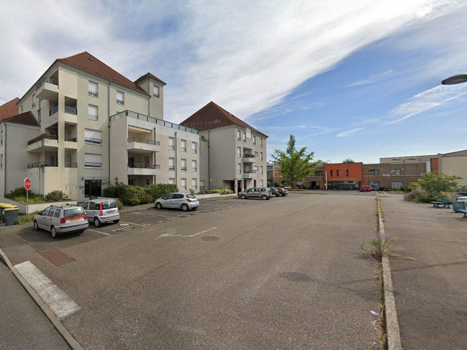 Lejlighed i Le Creusot, Saone-et-Loire - foto 1