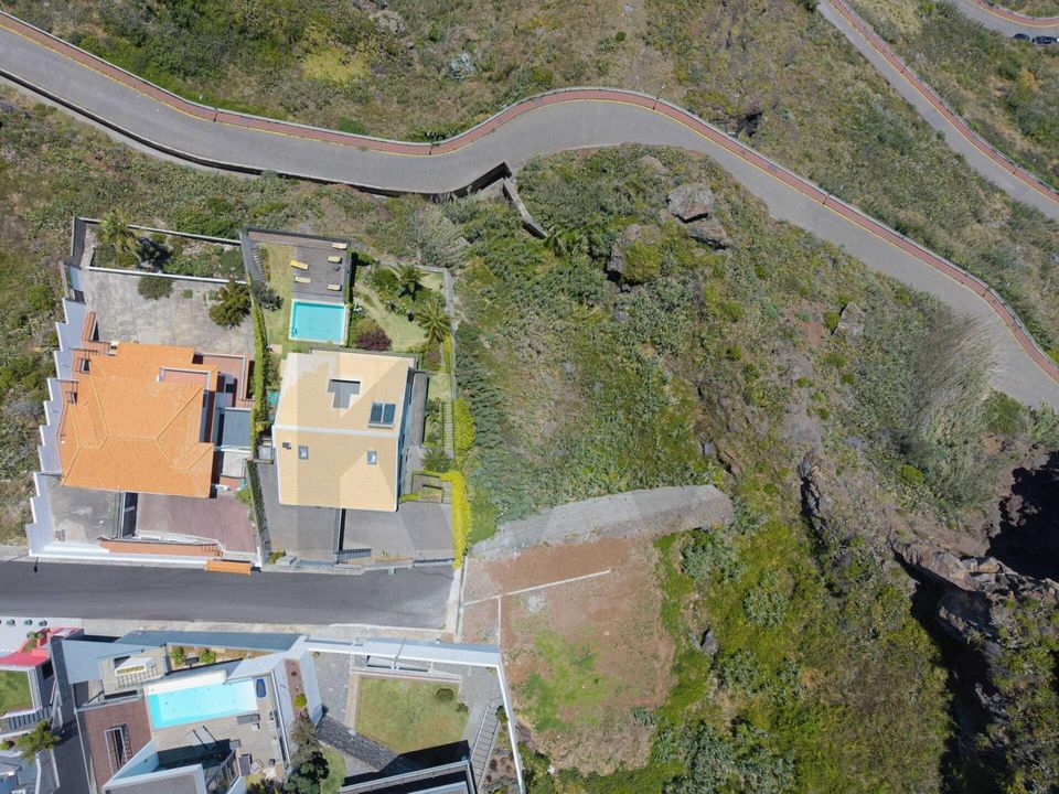 Helårsgrund i Santa Cruz, Madeira - foto 3