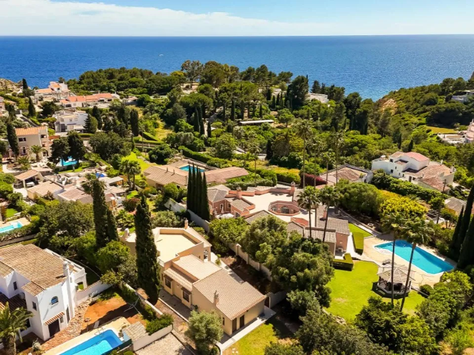 Villa i Carvoeiro, Faro - foto 1