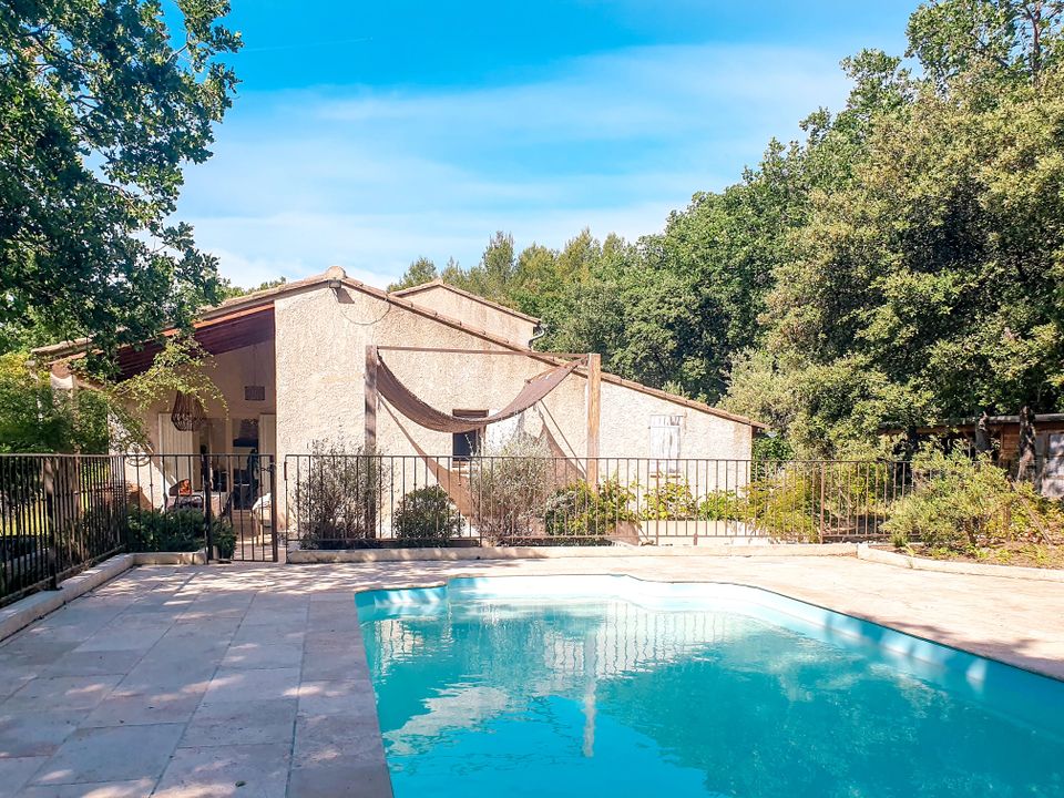 Villa i Mérindol, Vaucluse - foto 1
