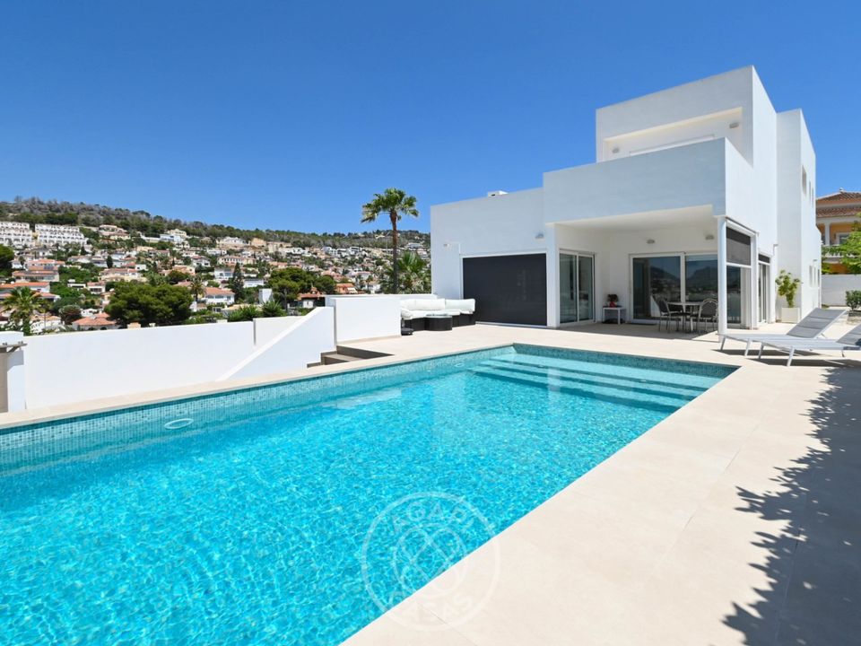 Villa in Calpe, Alicante - foto 1