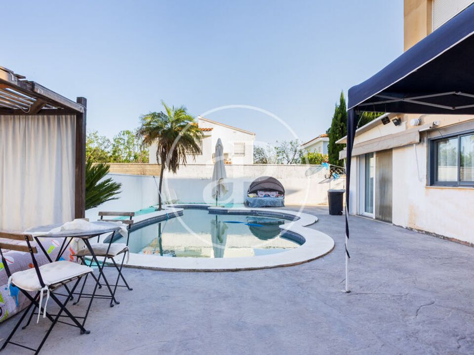 Villa i Riba-Roja De Turia, Valencia - foto 1