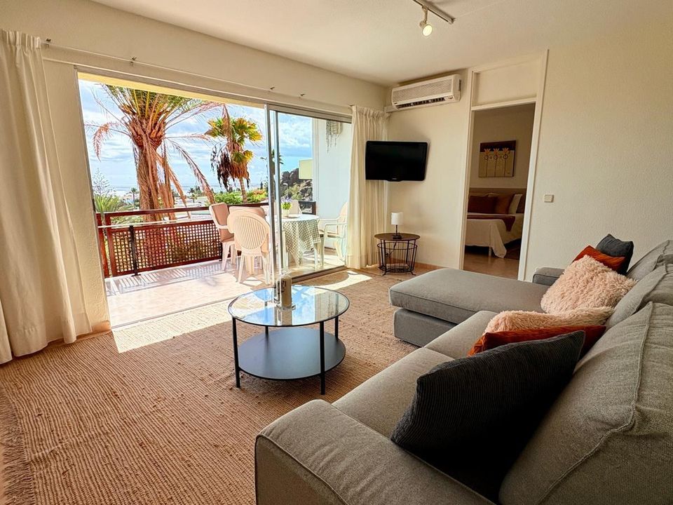 Bungalow in San Bartolome De Tirajana, Gran Canaria - photo 5