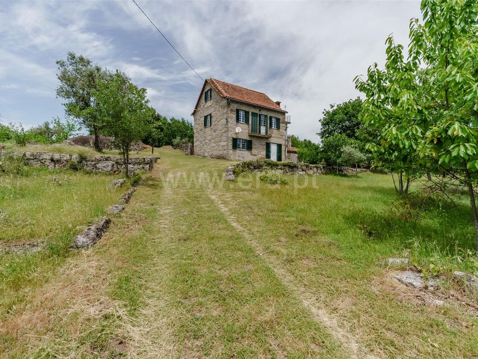 Erhvervsejendom i Seia, Guarda - foto 1