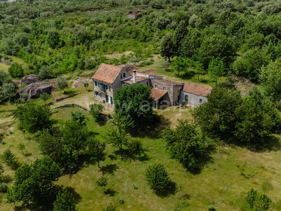 Erhvervsejendom i Seia, Guarda - foto 2