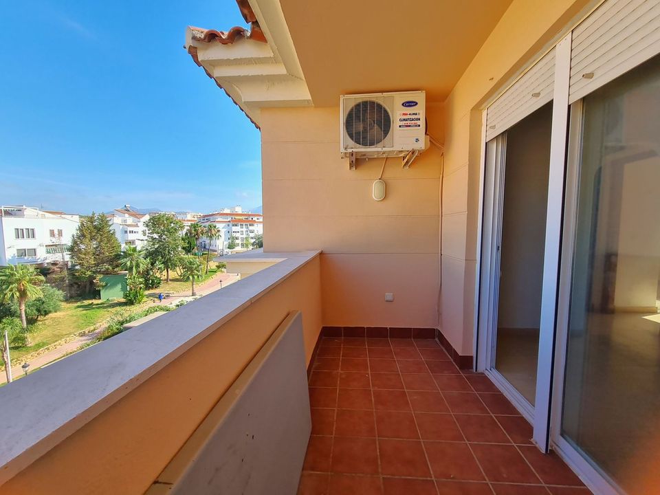 Villa i San Luis De Sabinillas, Malaga - foto 1
