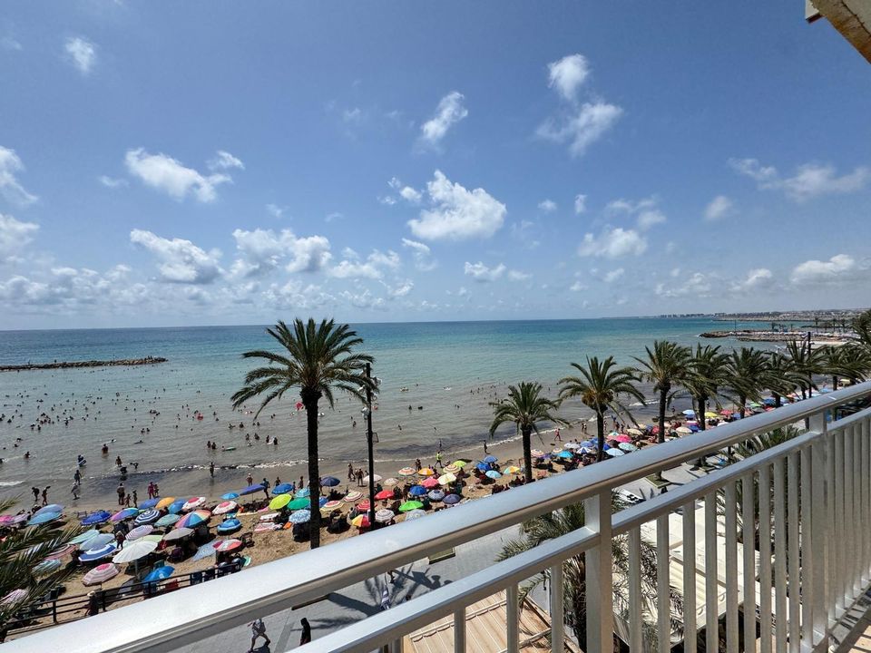 Lejlighed i Torrevieja, Alicante - foto 1