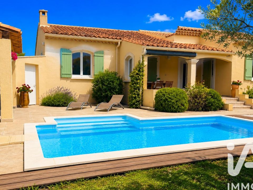 Villa i Saint-Saturnin-lès-Avignon, Vaucluse - foto 1