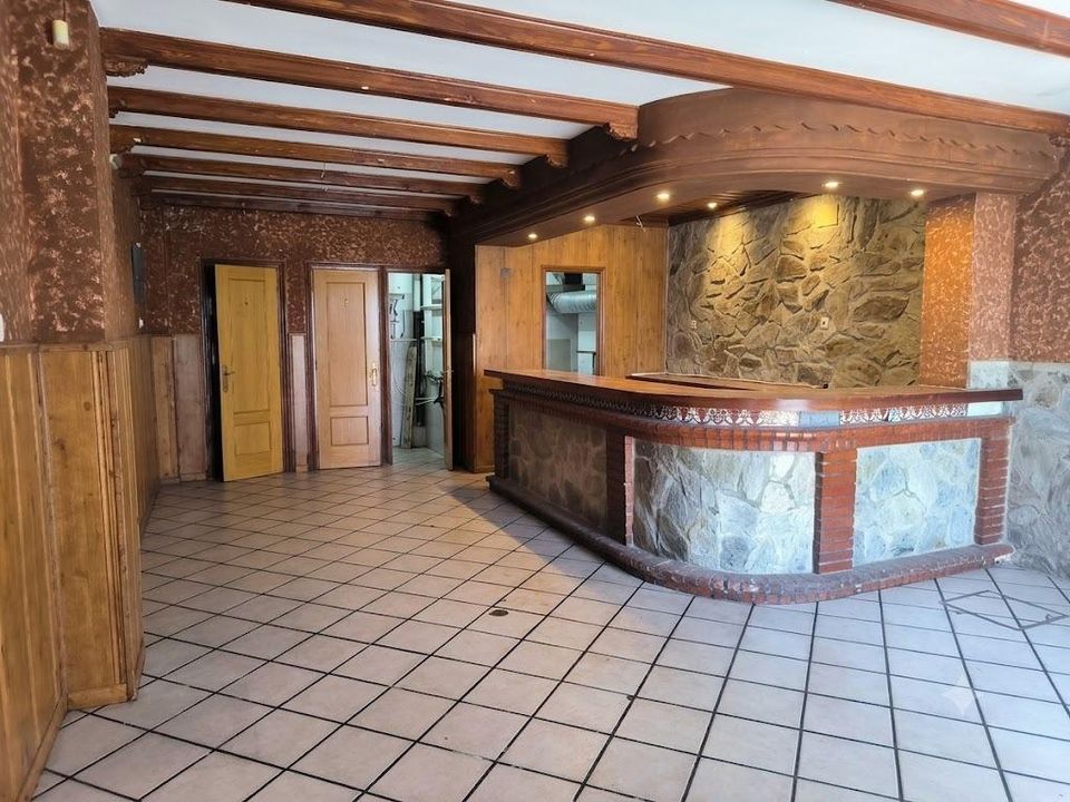 Propiedad comercial en Tocina, Sevilla - foto 2