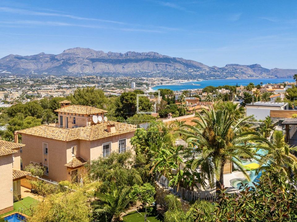 Helårsgrund i Alfaz del Pi, Alicante - foto 4