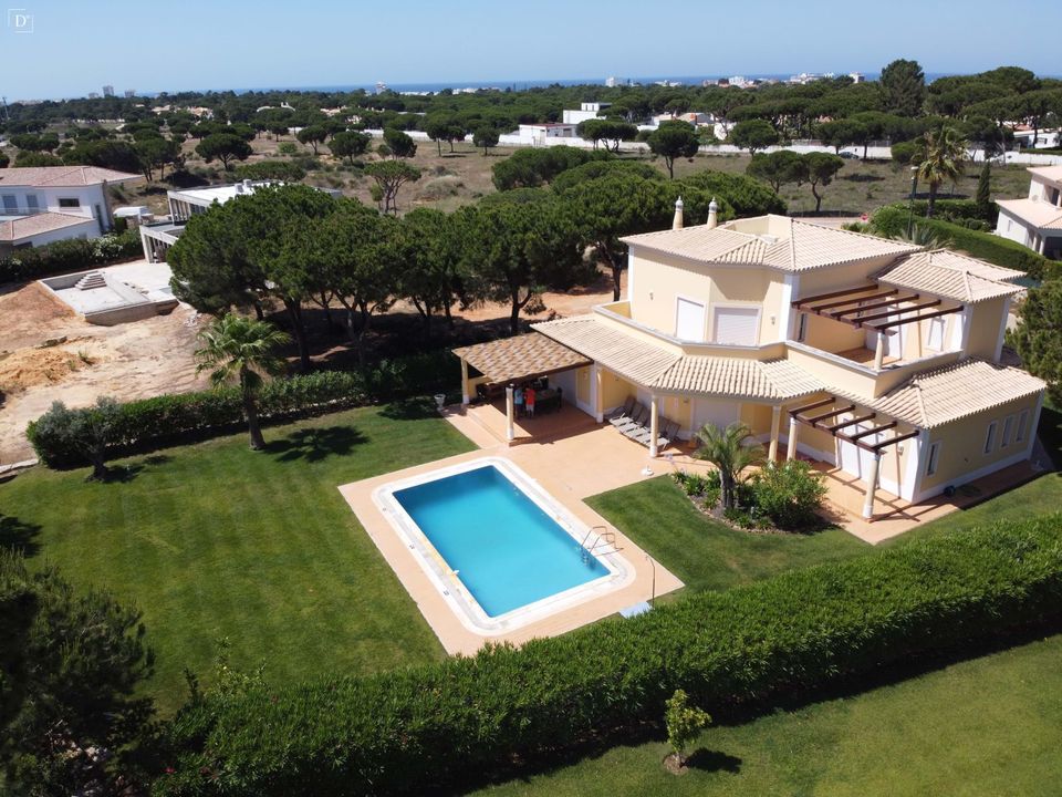 Villa i Vilamoura, Faro - foto 1