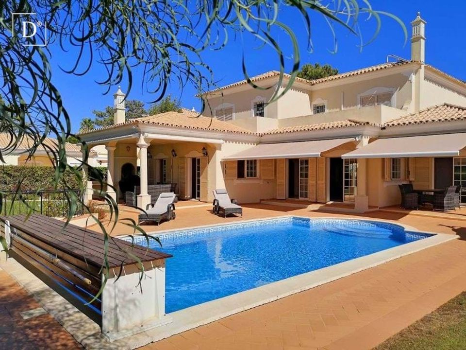Villa i Vilamoura, Faro - foto 1