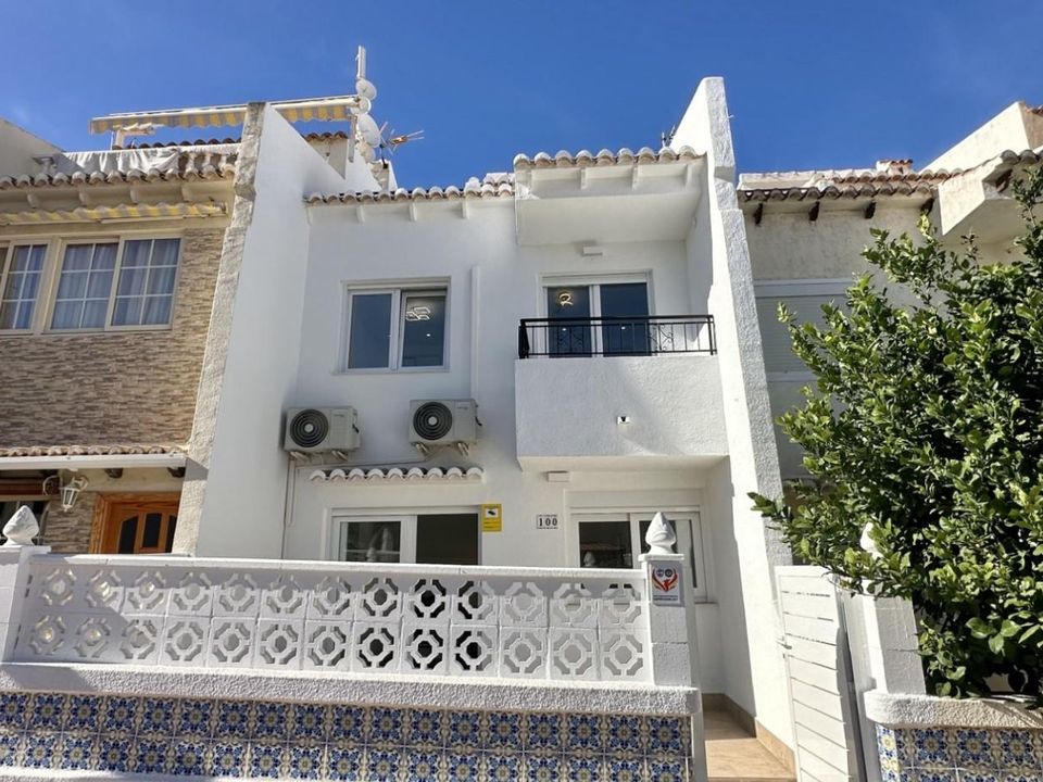 Rækkehus i Torrevieja, Alicante - foto 1