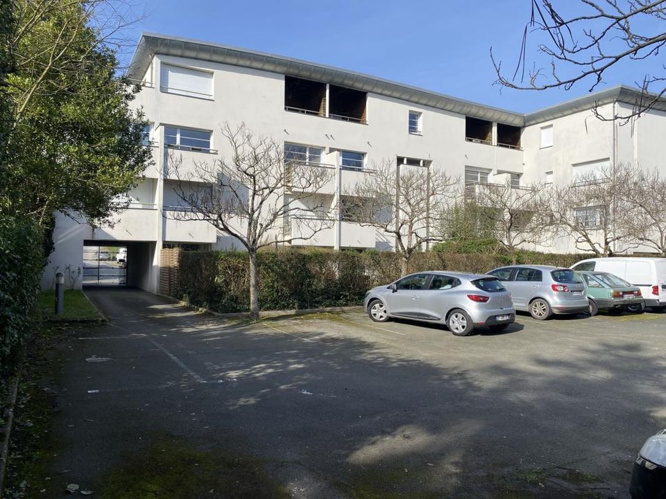 Parkeringsplads i Angers, Maine-et-Loire - foto 1