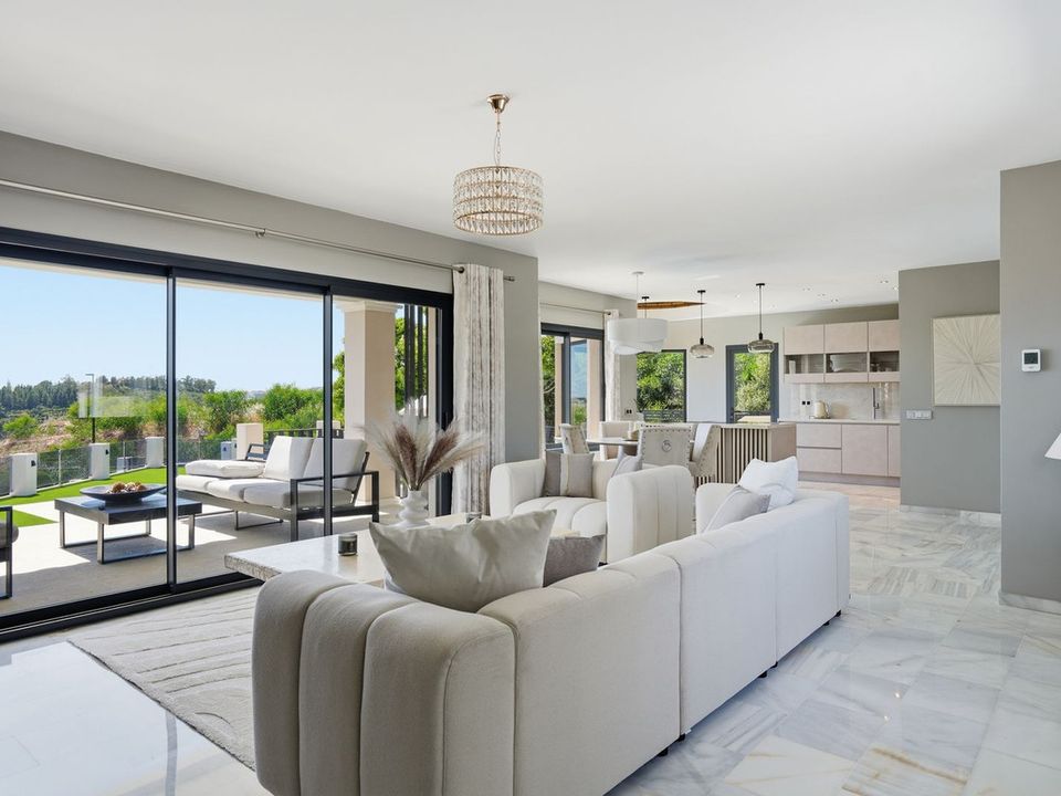 Villa en El Chaparral, Malaga - foto 5