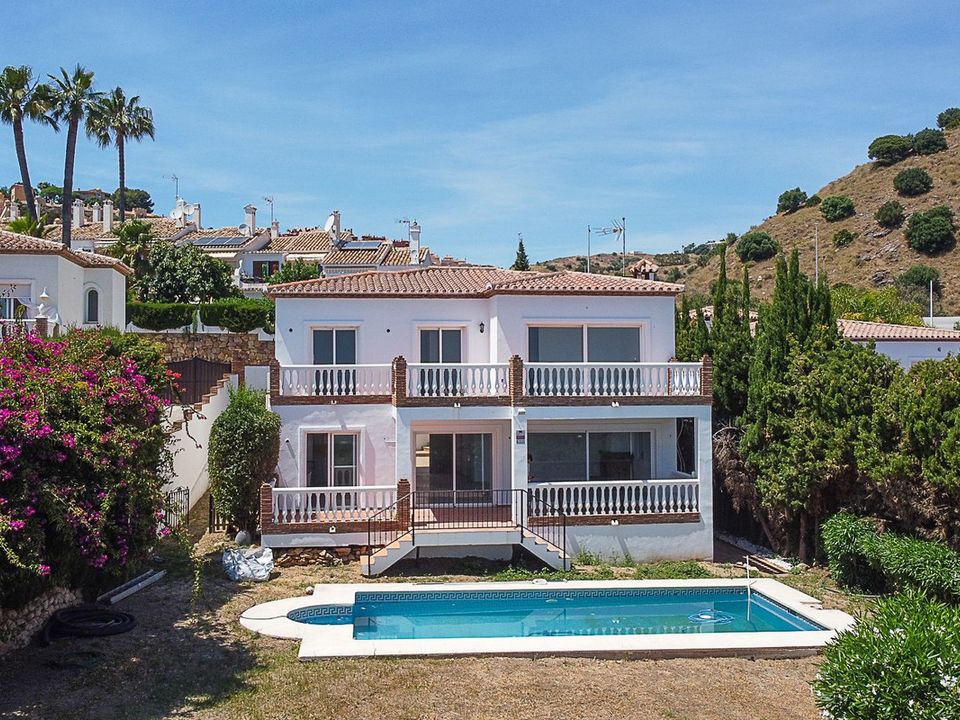 Villa i Calahonda, Malaga - foto 1