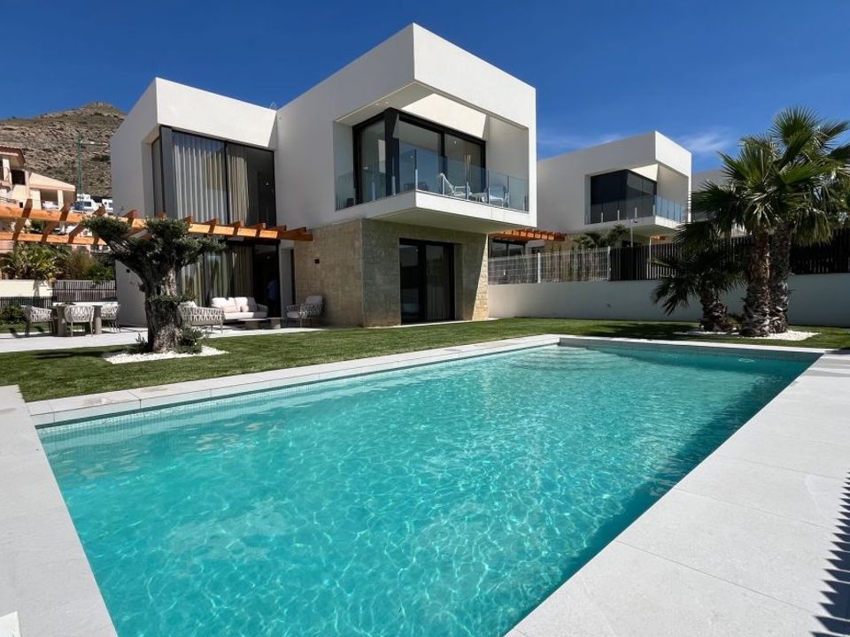 Villa en Finestrat, Alicante - foto 1