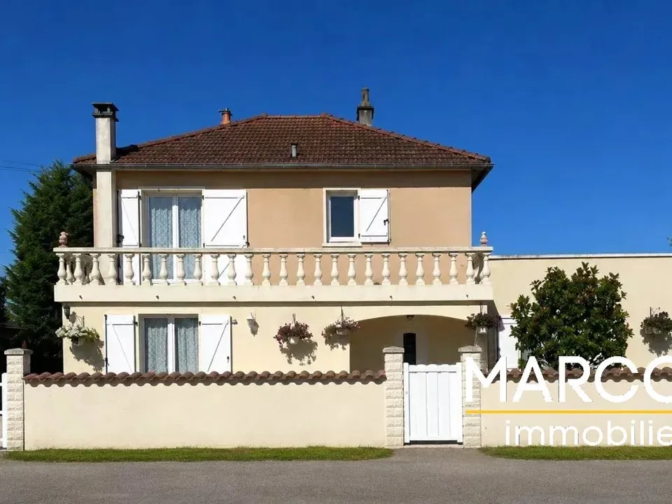 Hus på landet i Saint-Germain-Beaupre, Creuse - foto 1
