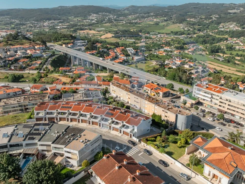 Rækkehus i Guimaraes, Braga - foto 1