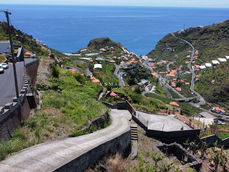 Helårsgrund i Ribeira Brava, Madeira - foto 1