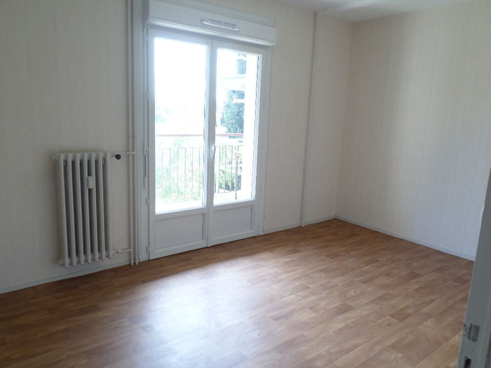 Lejlighed i Charny-Oree-de-Puisaye, Yonne - foto 3