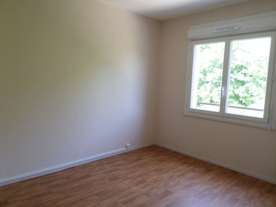 Lejlighed i Charny-Oree-de-Puisaye, Yonne - foto 4