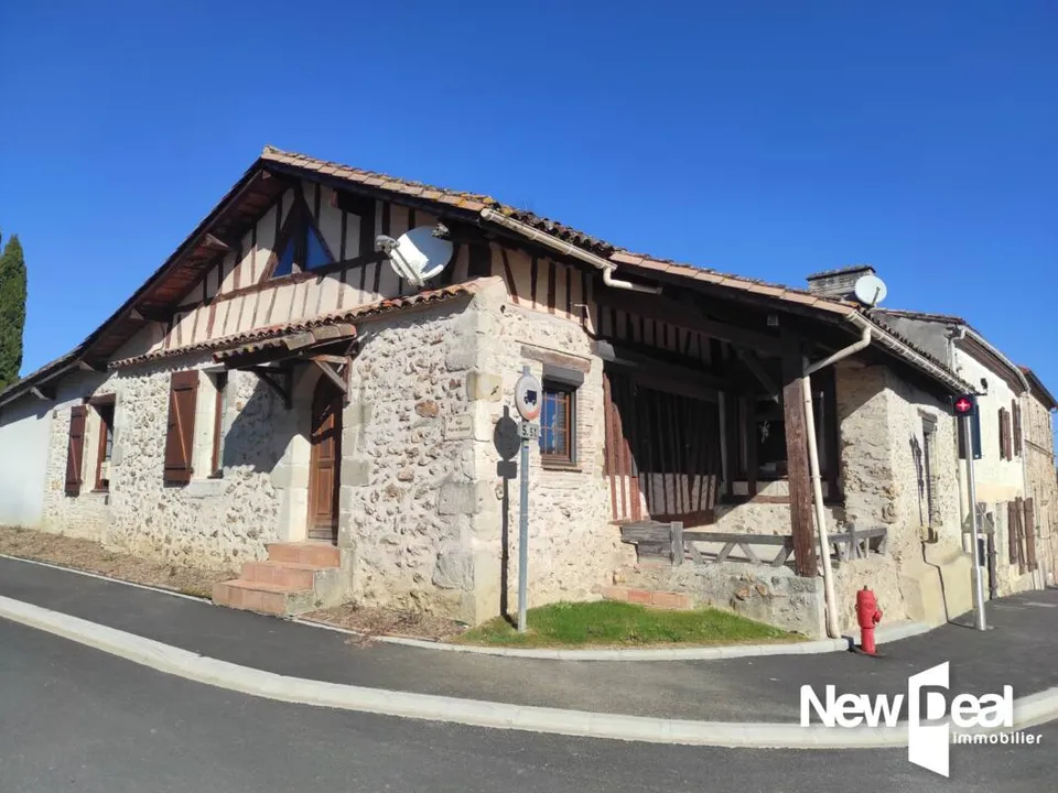 Landsbyhus i Pinel-Hauterive, Lot-et-Garonne - foto 1