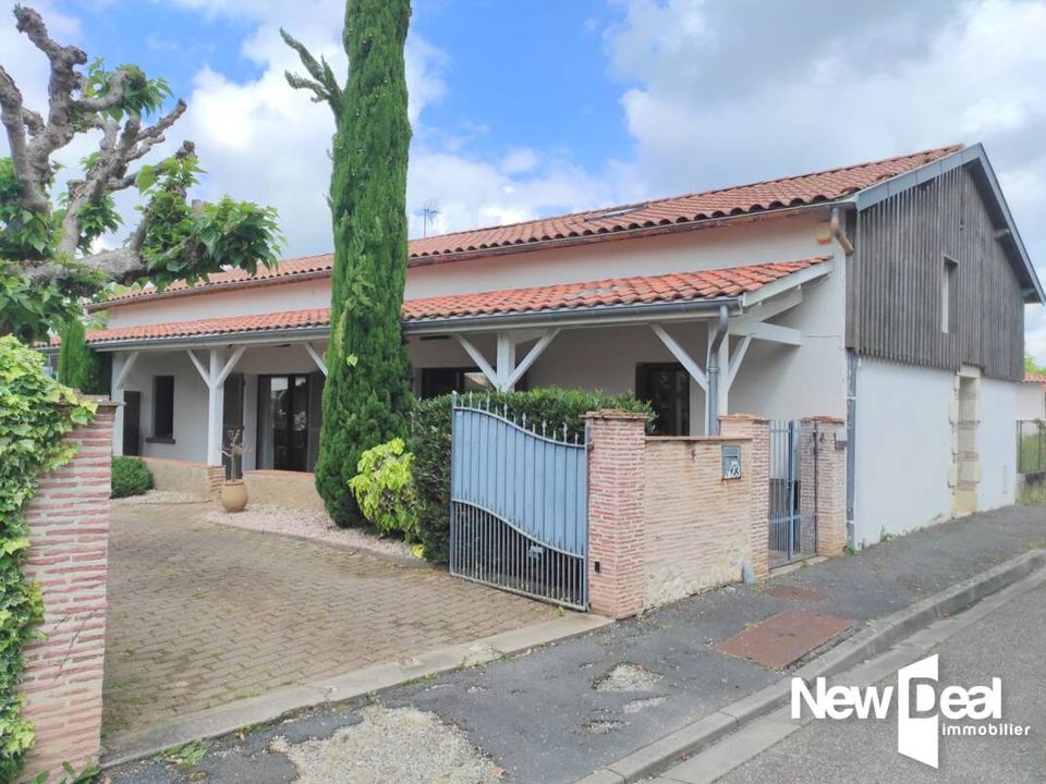 Landejendom i Villeneuve-sur-Lot, Lot-et-Garonne - foto 1