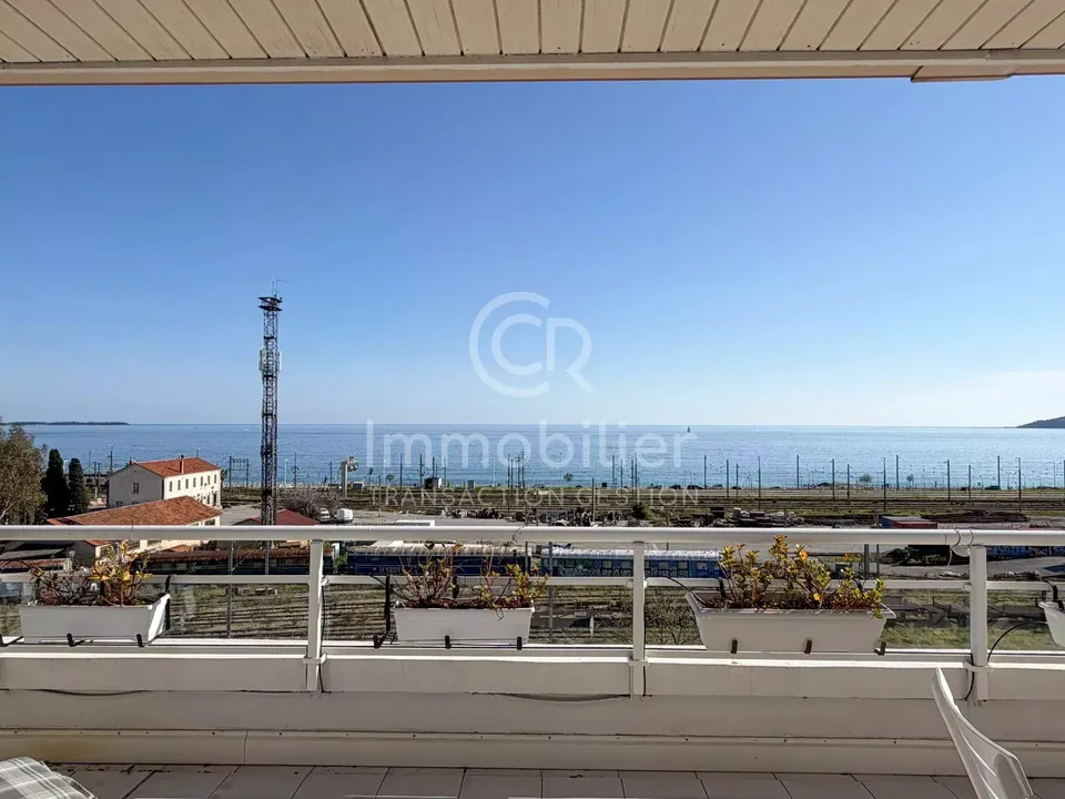 Lejlighed i Cannes-la-Bocca, Alpes-Maritimes - foto 3