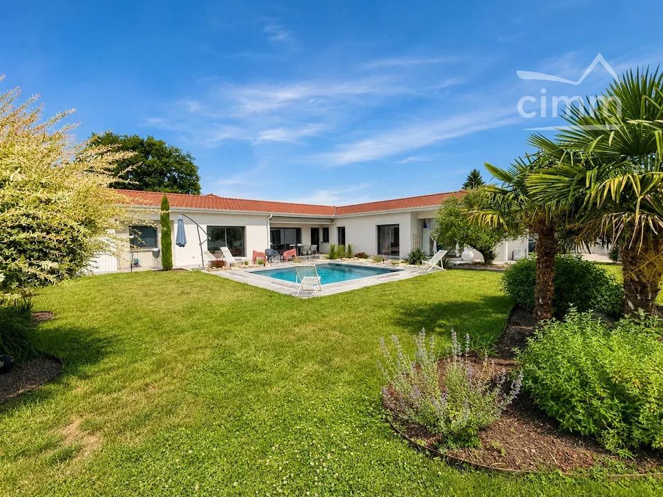 Villa i Montrond-les-Bains, Loire - foto 1