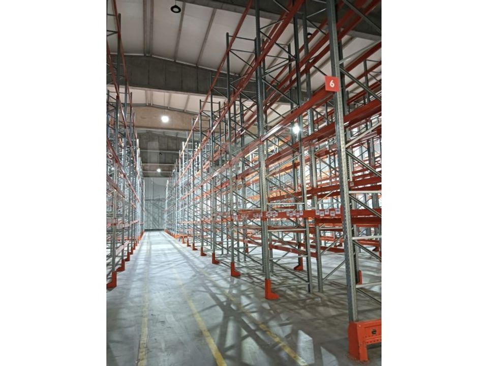 L'establiment comercial a Moreira, Porto - foto 1