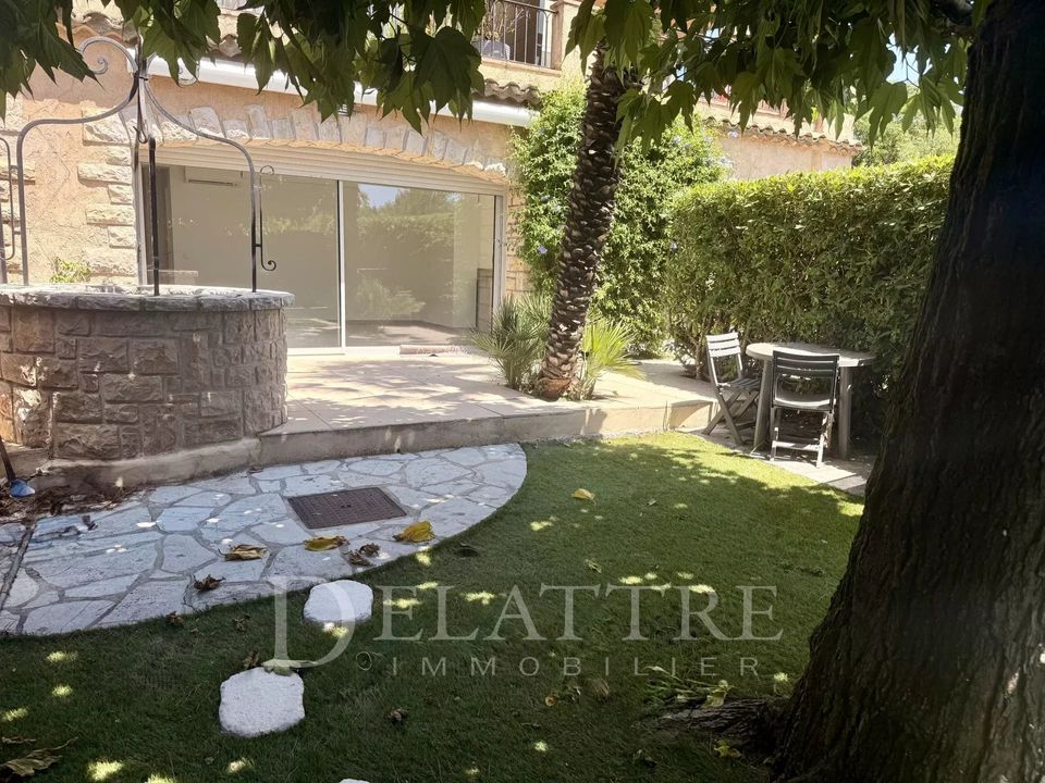 Lejlighed i Mouans-Sartoux, Alpes-Maritimes - foto 1