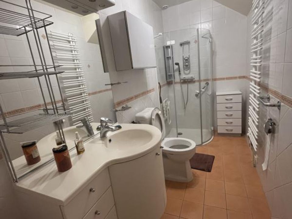Byhus i Bourbonne-les-Bains, Haute-Marne - foto 3