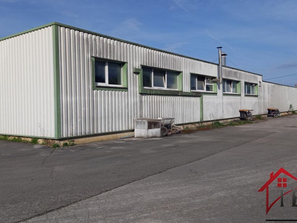 Erhvervsejendom i Lons-le-Saunier, Jura - foto 2