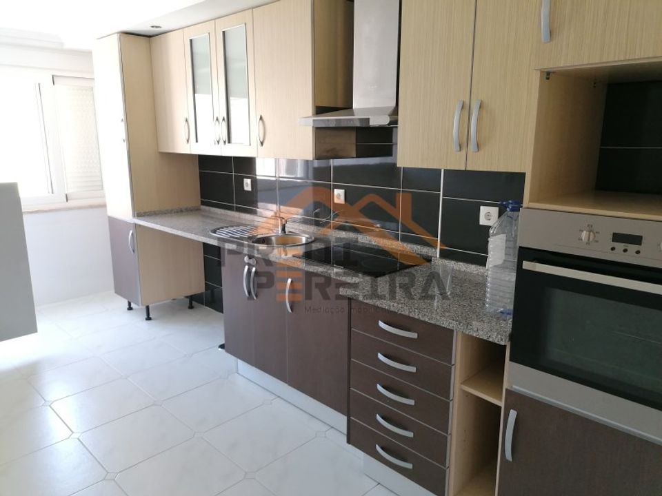 Apartament a Odivelas, Lisbon - foto 4