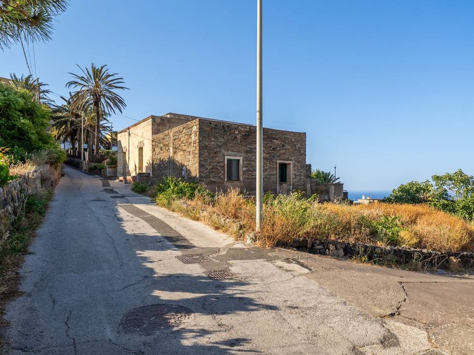 Villa - Pantelleria, Trapani - photo 2