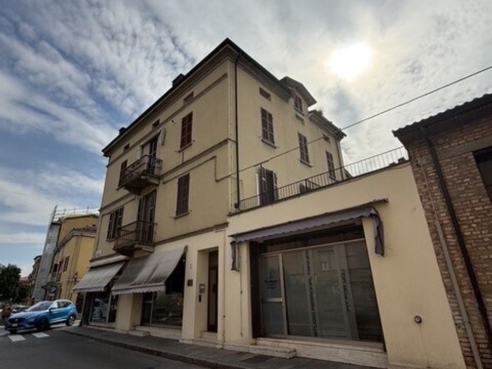 Erhvervsejendom i Noceto, Parma - foto 1