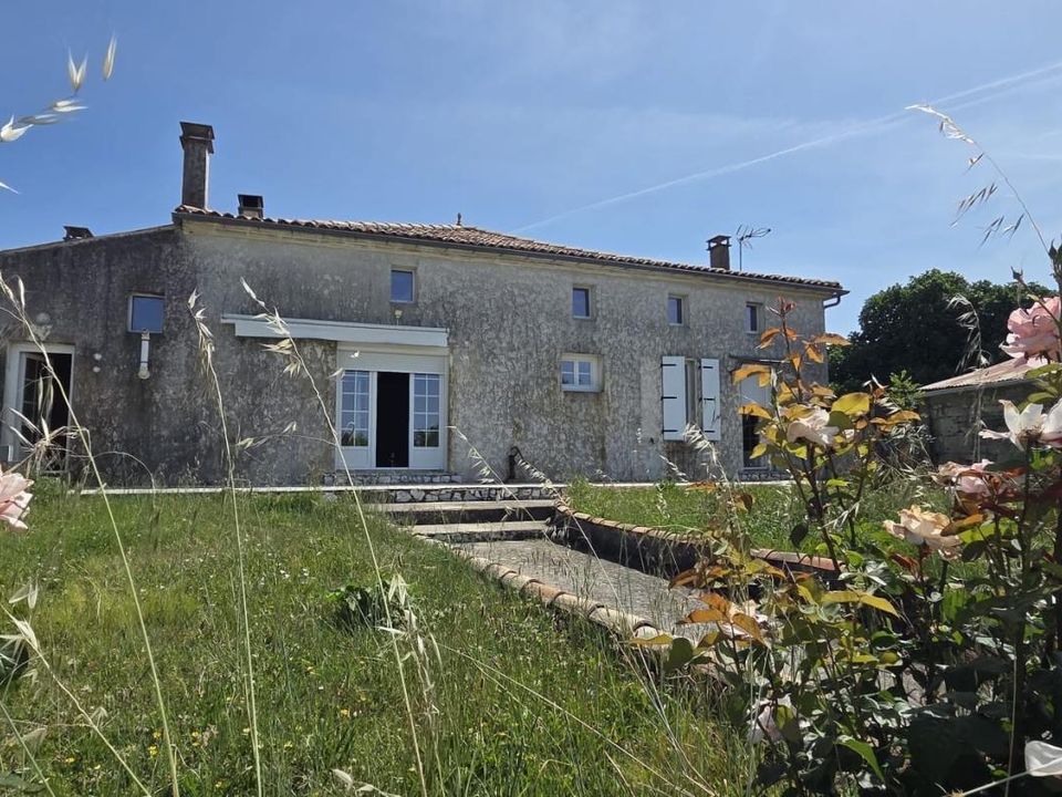 Villa i Saint-Romain-sur-Gironde, Charente-Maritime - foto 1